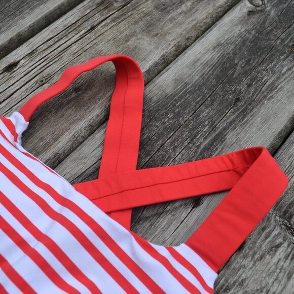 LULULEMON | Track and Train Tank Top | Sz.2 - Picture 10 of 13